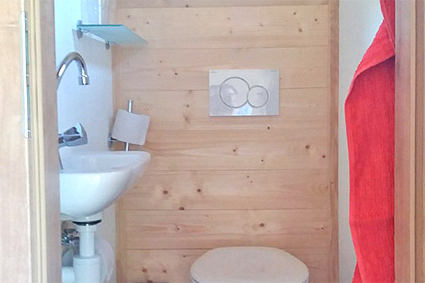 Holz-Igloo